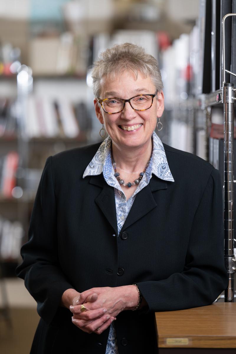 Dr. Susan Ray-Degges selected as Top Professor of the Year in Interior Design by IAOTP