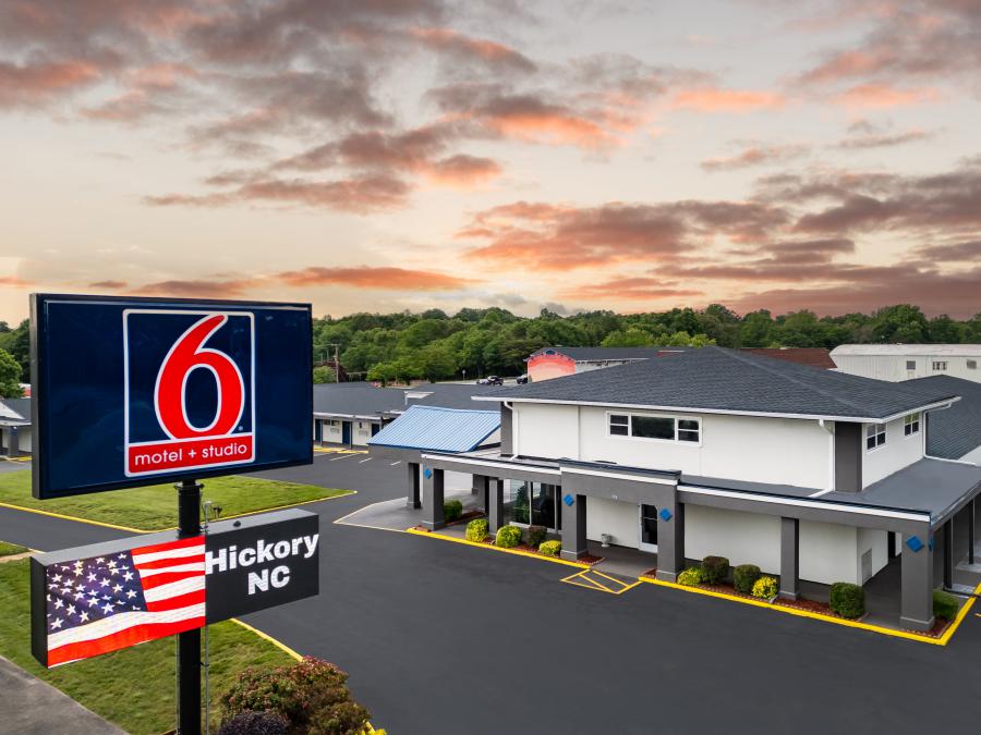Motel 6 Celebrates Grand Opening of New Location in Hickory, NC